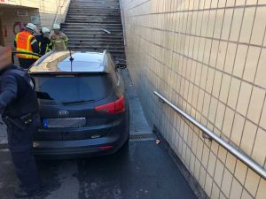 Unfall an Fußgängerunterführung am Platz der Deutschen Einheit in Kassel am 04.12.2018.