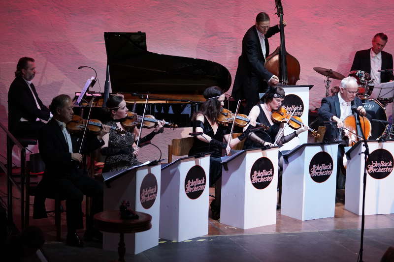 Freinsheim Von-Busch-Hof Schellack-Orchester Neujahr-Gala 2019 (Foto: Holger Knecht)