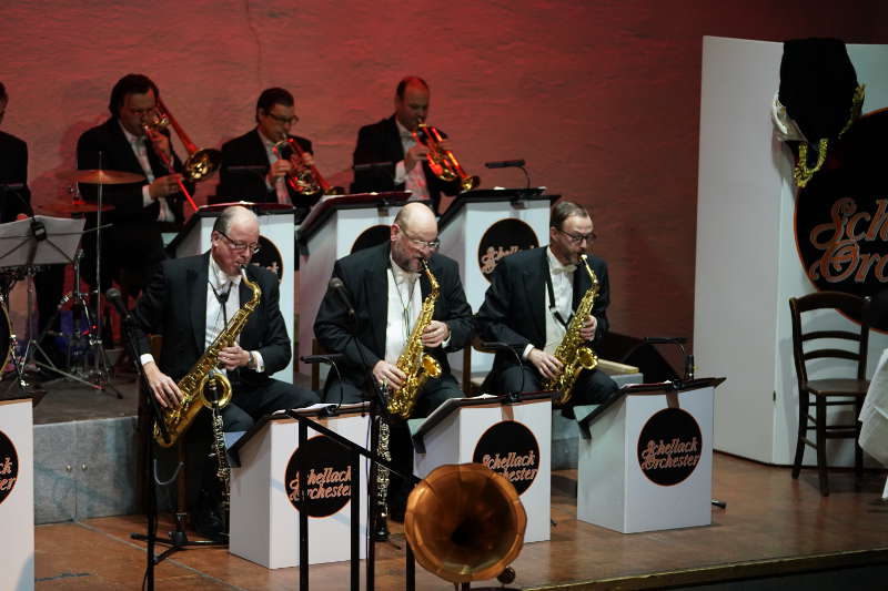 Freinsheim Von-Busch-Hof Schellack-Orchester Neujahr-Gala 2019 (Foto: Holger Knecht)