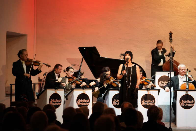 Freinsheim Von-Busch-Hof Schellack-Orchester Neujahr-Gala 2019 (Foto: Holger Knecht)