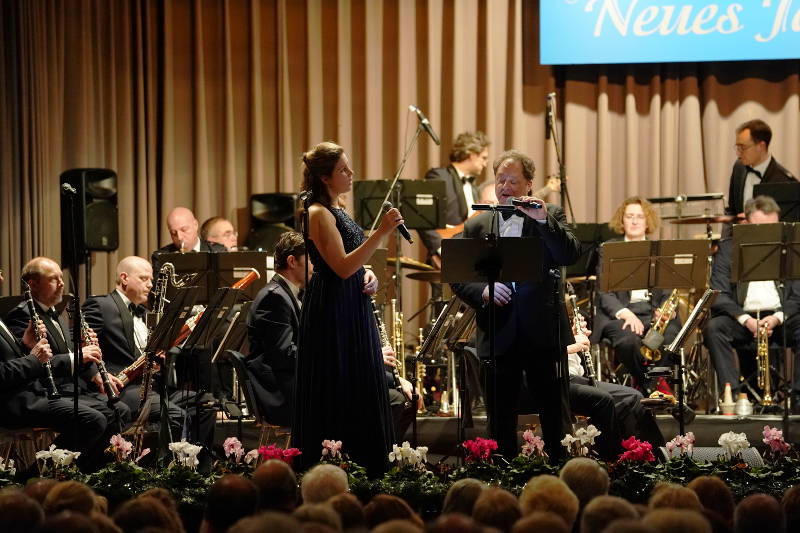 Neuhofen Neujahrskonzert Landespolizeiorchester Rheinland-Pfalz LPO (Foto: Reinhard Schnell)