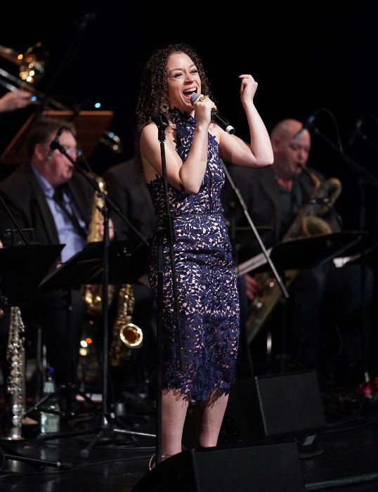 Neustadt Jazz an Neujahr Blue note BIG BAND Stephanie Laura Harrison Jens Wendelboe (Foto: Holger Knecht)