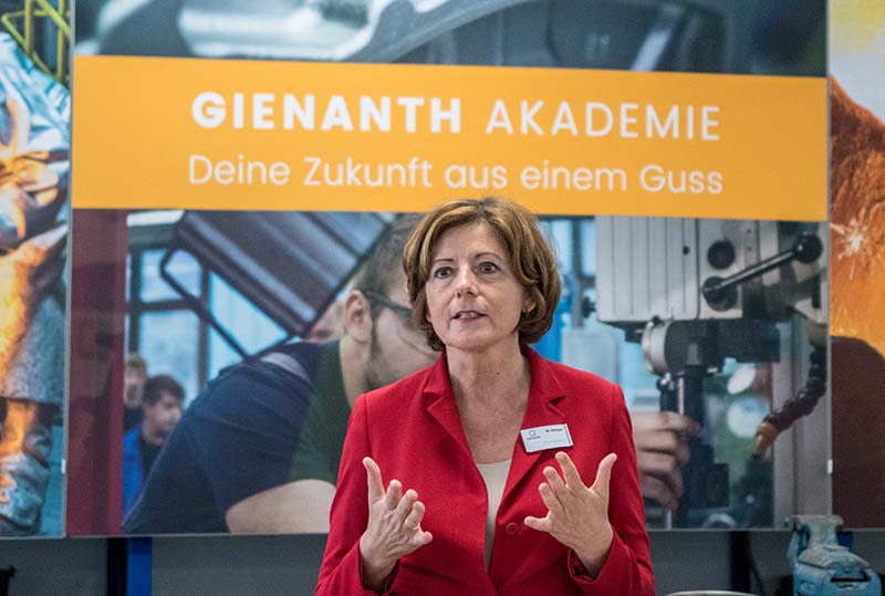 Gienanth Besuch Malu Dreyer (Foto: Helmut Dell)