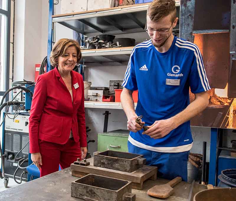 Gienanth Besuch Malu Dreyer (Foto: Helmut Dell)