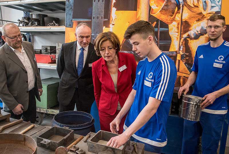 Gienanth Besuch Malu Dreyer (Foto: Helmut Dell)