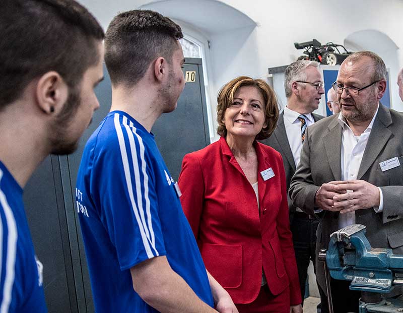 Gienanth Besuch Malu Dreyer (Foto: Helmut Dell)