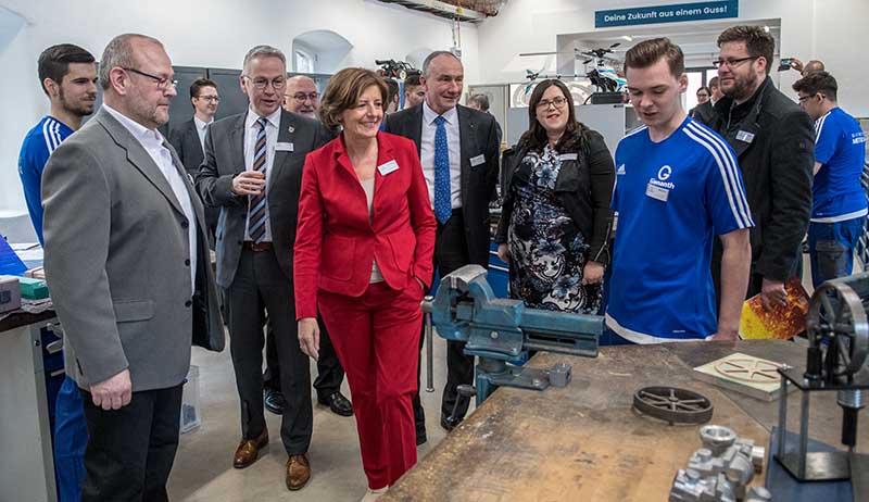 Gienanth Besuch Malu Dreyer (Foto: Helmut Dell)