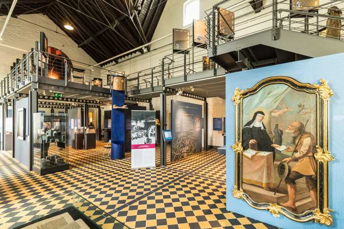 (Innenansicht des Historischen Museums am Strom. Foto: Dominik Ketz)