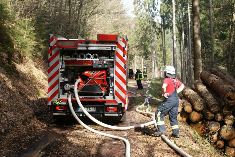 Wasserversorgung (Foto: Presseteam der Feuerwehr VG Lambrecht)