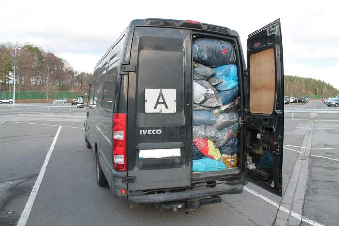 Kleintransporter erheblich überladen