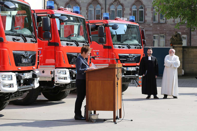 Karlsruhe Feuerwehr Löschfahrzeuge (Foto: Klaus Eppele)