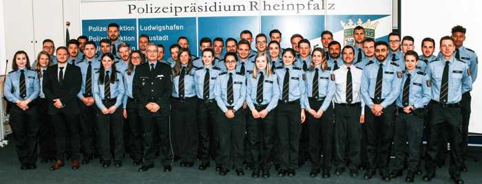 Neue Polizistinnen und Polizisten