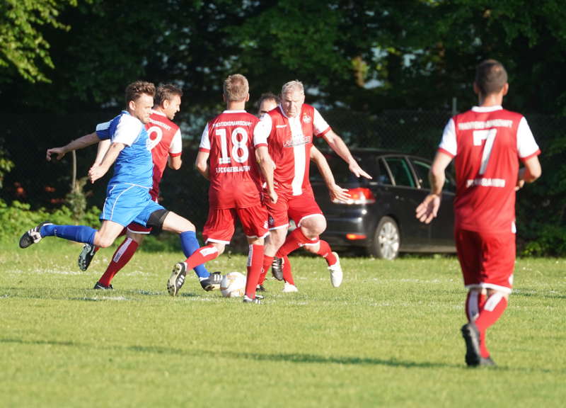 Kaiserslautern Benefizfußballspiel (Foto: Holger Knecht)