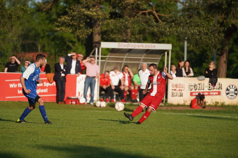 Kaiserslautern Benefizfußballspiel (Foto: Holger Knecht)