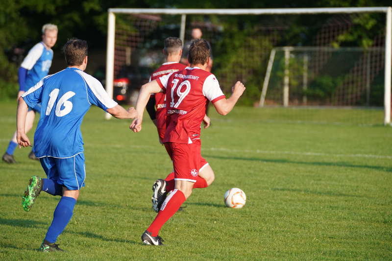 Kaiserslautern Benefizfußballspiel (Foto: Holger Knecht)