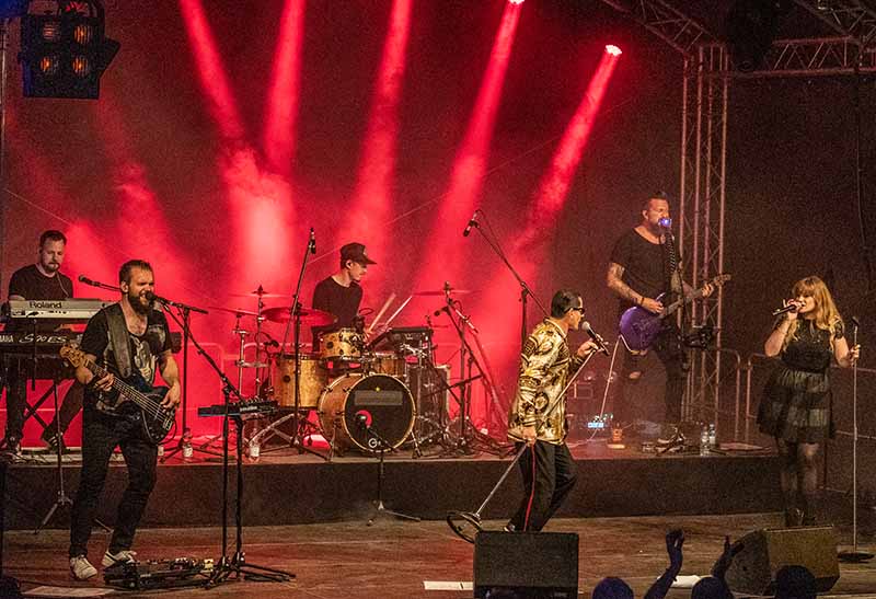 Neuleiningen Burgsommer 2019 FALCO (Foto: Helmut Dell)