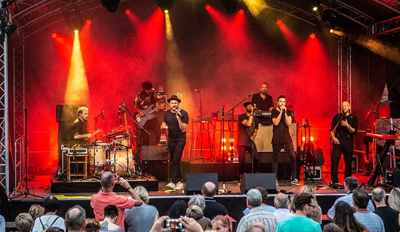 Neuleiningen Burgsommer 2019 Max Mutzke (Foto: Helmut Dell)