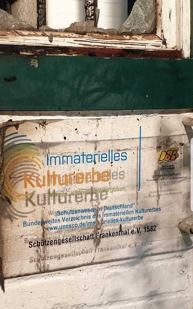 Der Brand hat die Pizzeria und die Räumlichkeiten der Schützengesellschaft zerstört (Quelle: VT))