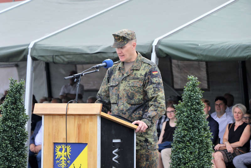 Die erste Rede von Oberstleutnant Eckert (Foto: Bundeswehr/Frank Wiedemann)