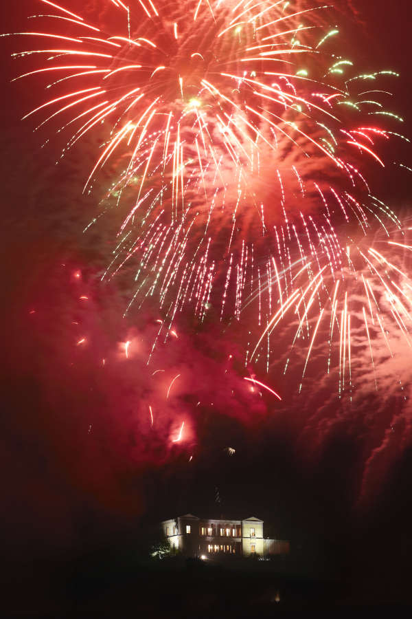 Schloss Villa Ludwigshöhe und Feuerwerk (Foto: GDKE, Ulrich Pfeuffer)