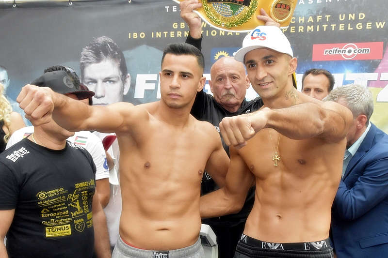 Ludwigshafen Sauerland-Boxgala 2019 Wiegen (Foto: LT)