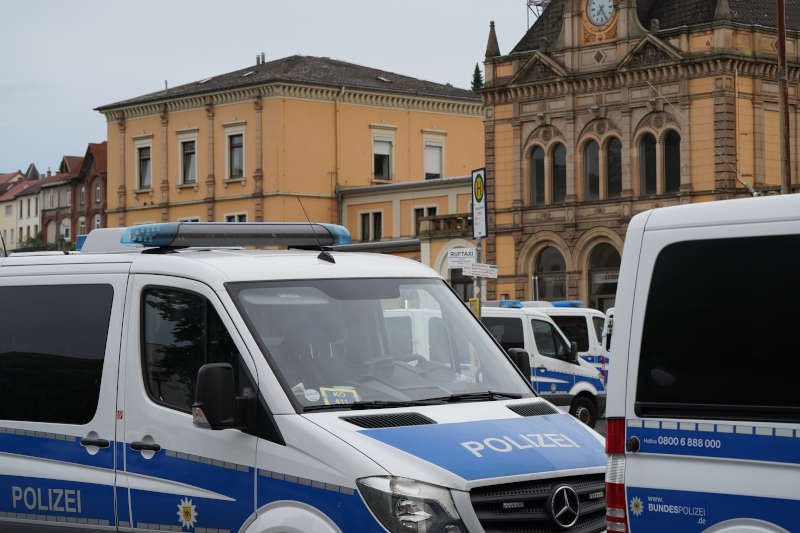 Neustadt Fußballspiel FCK SVW (Foto: Holger Knecht)