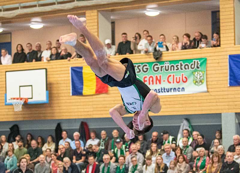 TSG Grünstadt Kunstturnen Bundesliga (Foto: Helmut Dell)