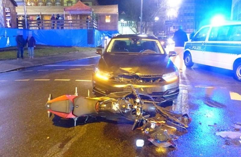 Beide Fahrzeuge waren nicht mehr fahrbereit und mussten abgeschleppt werden. (Foto: Polizei RLP)