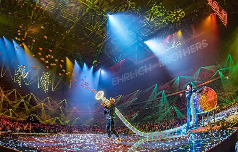 "Dream and Fly" - ERHLICH BROTHERS - Süßigkeiten (Foto: Ralph Larmann)