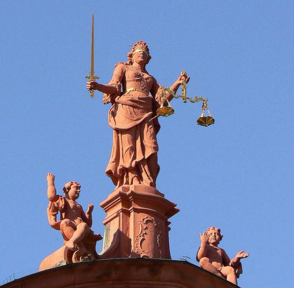Tödlicher Verkehrsunfall unter Alkoholeinfluss – Staatsanwaltschaft erwirkt Haftbefehl
