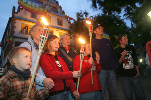 img-131948-Fackelfuehrung.jpg