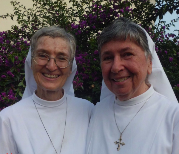 Schwester Margit (links) und Schwester Edgitha