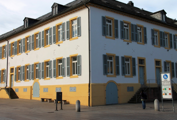 img-131070-KuenftigesBesucherzentrum.jpg