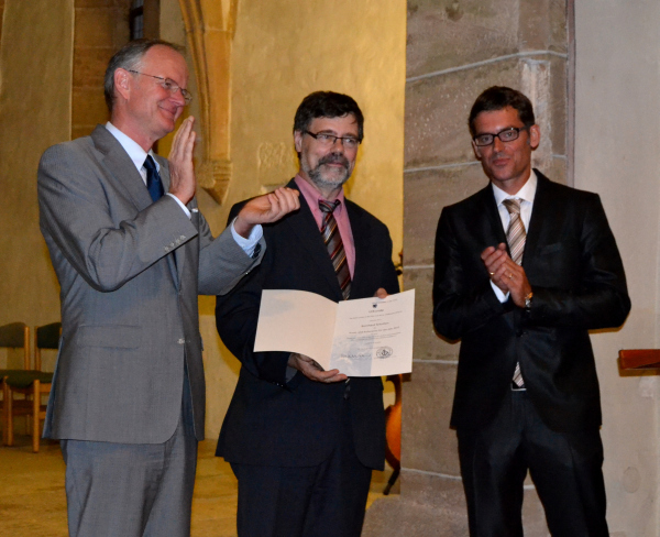 v. l. n. r.: Oberbürgermeister Hans-Dieter Schlimmer, 1. Vorsitzender des Fördervereins Katharinenkapelle e.V. und Christian Feldbausch von der Dr. Feldbausch-Stiftung