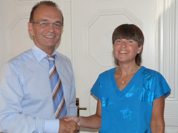 Karin Kaltenbach und Landrat Dr. Fritz Brechtel