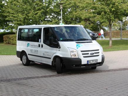 Allzeit Gute Fahrt Neuer Kleinbus Fur Das Theodor Fliedner Haus