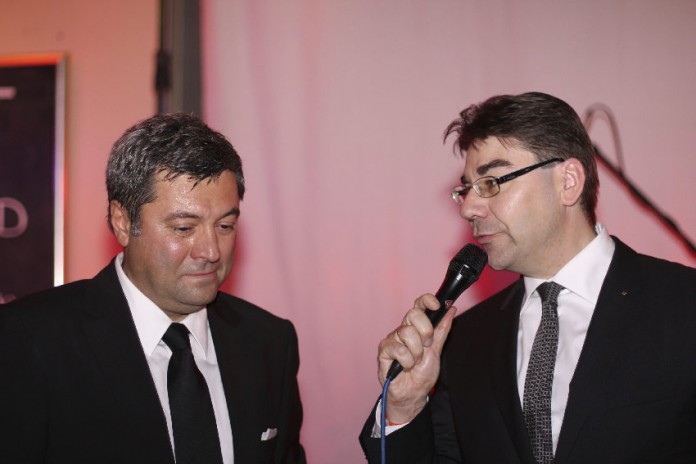 Filmwelt-Chef Dragan Vukmirovic und Bürgermeister Thomas Hirsch (v.l.n.r.)