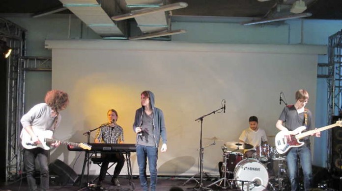 img-117811-top_II.JPG