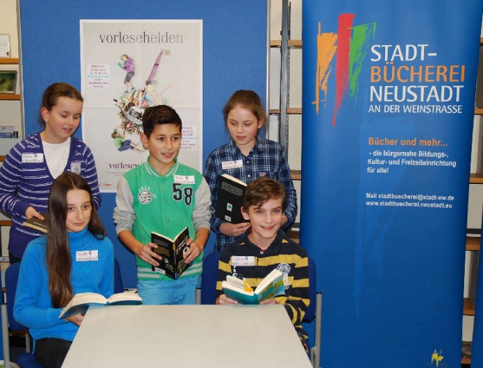 Die Gewinnerin Noelle Heiser (vorne links) und ihre Mitstreiter.