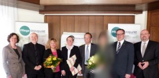 (v.l.): Sabine Stepp, Reinhard Tenzer, Cordula Aksoy, Annette Fahlbusch, Landrat Dr. Fritz Brechtel, ... (verpixelt), Marcus Schaile, Axel Schimsheimer (Foto: Kreisverwaltung Bad Germersheim)