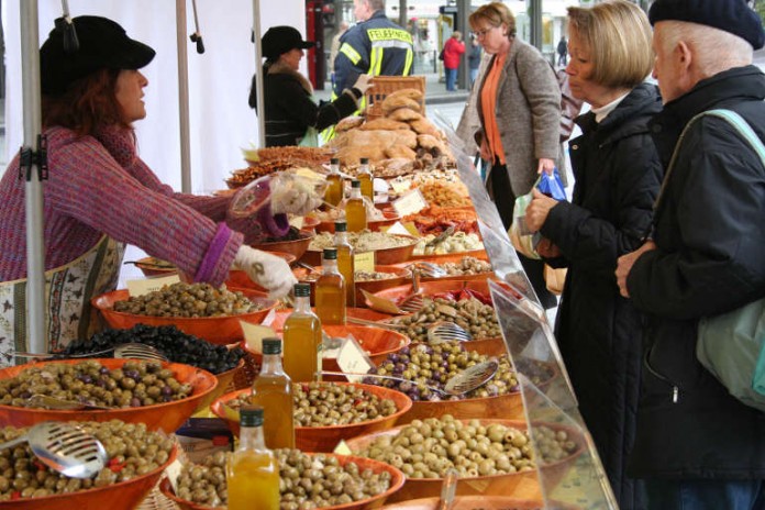 img-117520-gourmetmarkt_oliven_2_II.jpg