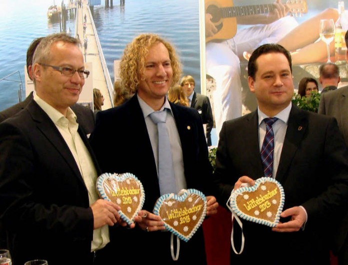 v.l.n.r: TMBW-Geschäftsführer Andreas Braun, Wittelsbacher-Projektleiter Dr. Alexander Schubert, Baden-Württembergs Minister für Ländlichen Raum und Verbraucherschutz Alexander Bonde