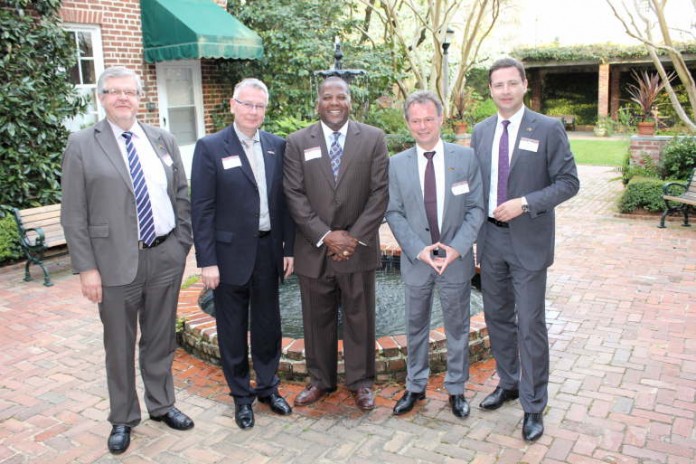 v.l.: Prof. Dr. Dieter Rombach, Dr. Klaus Weichel, Steve Benjamin (Bürgermeister, Columbia, SC), Michael Wenk, Werner Weiss