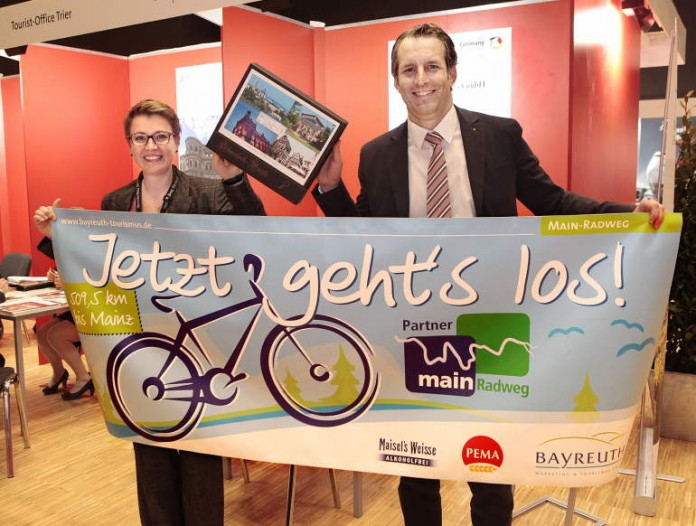 links - Cathrin Tronser, mainzplus CITYMARKETING GmbH, rechts - Dr. Manuel Becher, Bayreuth Marketing & Tourismus GmbH