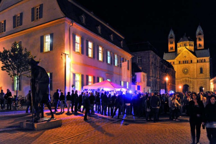 Ein Streifzug durch das kulturelle Speyer bei Nacht - Ein Erlebnis für alle Besucher