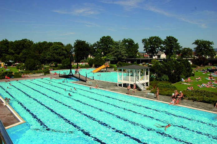 das Lorscher Waldschwimmbad