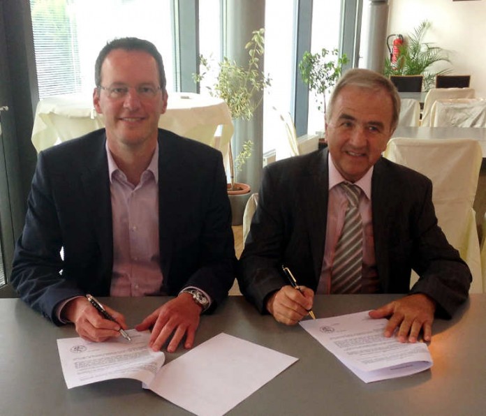 Oberbürgermeister Michael Ebling Mainz und Landrat Claus Schick unterzeichneten heute eine Vereinbarung zum Betreuungsgeld