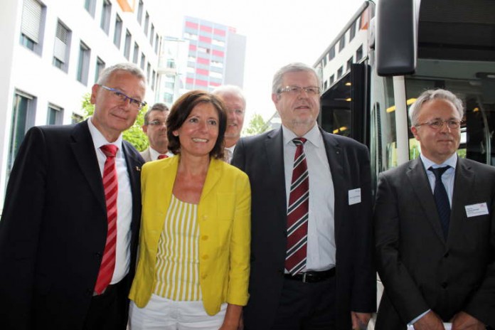 v.l. Dr. Klaus Weichel, Ministerpräsidentin Malu Dreyer, Prof. Dr. Dieter Rombach, Prof. Dr. Helmut Schmidt