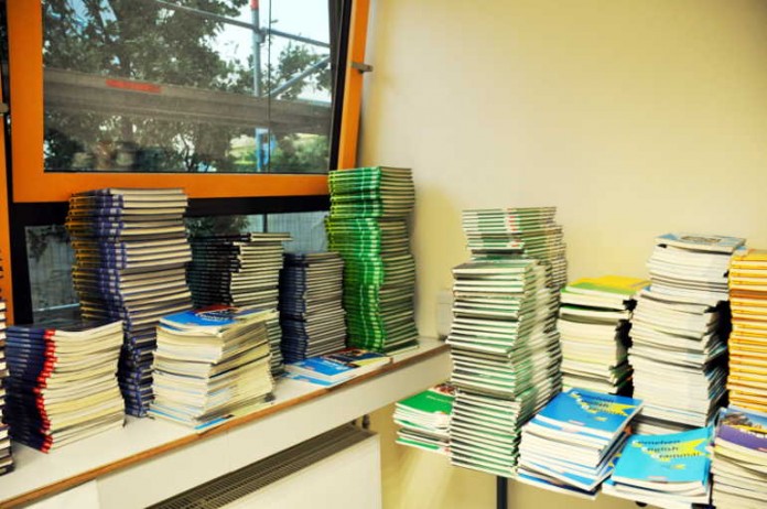 Es ist wieder soweit: Schulbücher zum Ausleihen – diese Möglichkeit steht seit drei Jahren allen Schülern in Rheinland-Pfalz offen