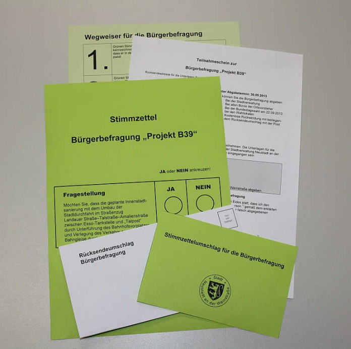 Die Stimme ist nur gültig, wenn der unterschriebene Teilnahmeschein mit im Umschlag steckt.